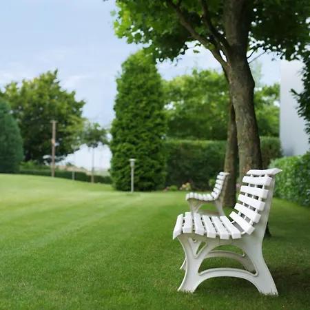 Zielonka ホテル 3*